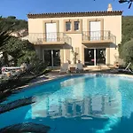 Dom wakacyjny Tres Belle Maison Piscine Chauffe 210m2 Climatise *