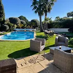 Dom wakacyjny Tres Belle Maison Piscine Chauffe 210m2 Climatise *