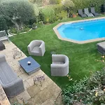 Dom wakacyjny Tres Belle Maison Piscine Chauffe 210m2 Climatise Sainte-Maxime