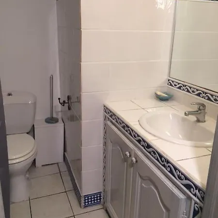 Tres Belle Maison Piscine Chauffe 210m2 Climatise Дом отдыха Сент-Максим