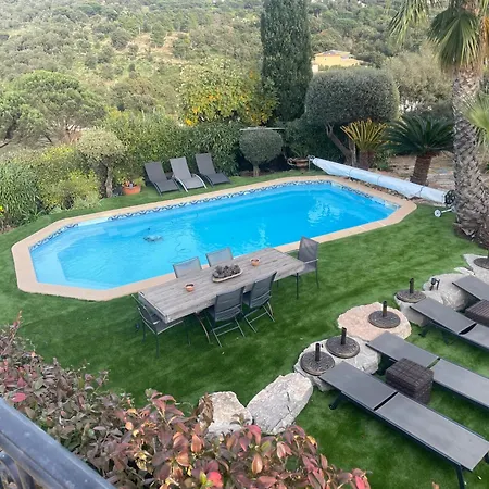 Дом отдыха Tres Belle Maison Piscine Chauffe 210m2 Climatise *