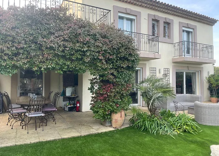 Tres Belle Maison Piscine Chauffe 210m2 Climatise