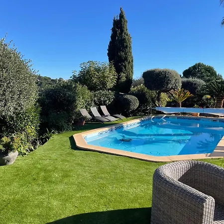 Tres Belle Maison Piscine Chauffe 210m2 Climatise *