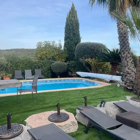 Tres Belle Maison Piscine Chauffe 210m2 Climatise Сasa de vacaciones Sainte-Maxime