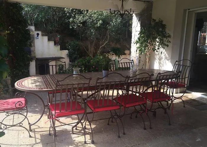 Tres Belle Maison Piscine Chauffe 210m2 Climatise Ferienhaus *