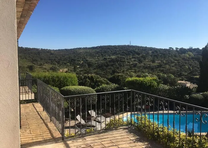 Tres Belle Maison Piscine Chauffe 210m2 Climatise Ferienhaus Sainte-Maxime
