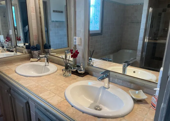 Très Belle Maison Piscine Chauffé 210m2 Climatisé Sainte-Maxime