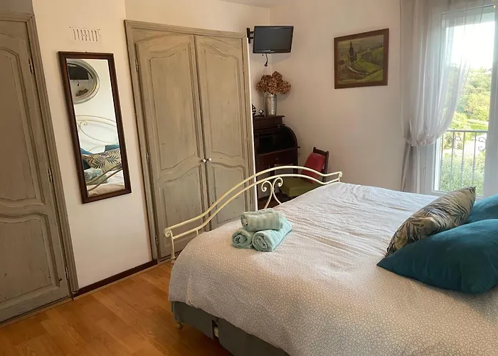 Prázdninový dům Tres Belle Maison Piscine Chauffe 210m2 Climatise *