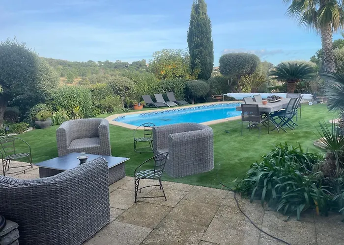 Très Belle Maison Piscine Chauffé 210m2 Climatisé *