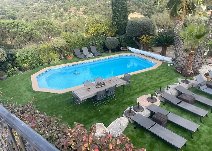 Prázdninový dům Tres Belle Maison Piscine Chauffe 210m2 Climatise *